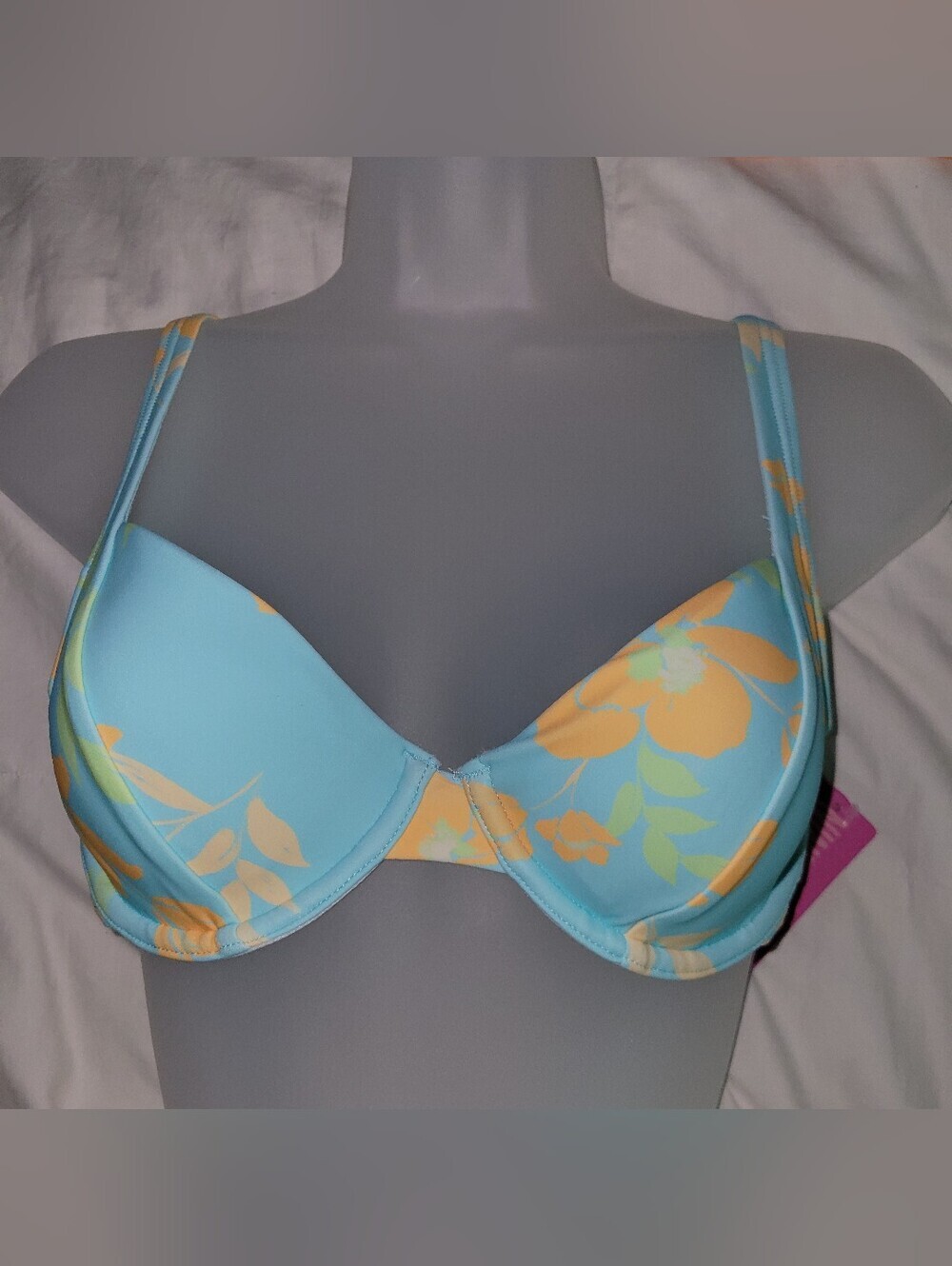 NWT Size XS Tropical Underwire Bikini Top